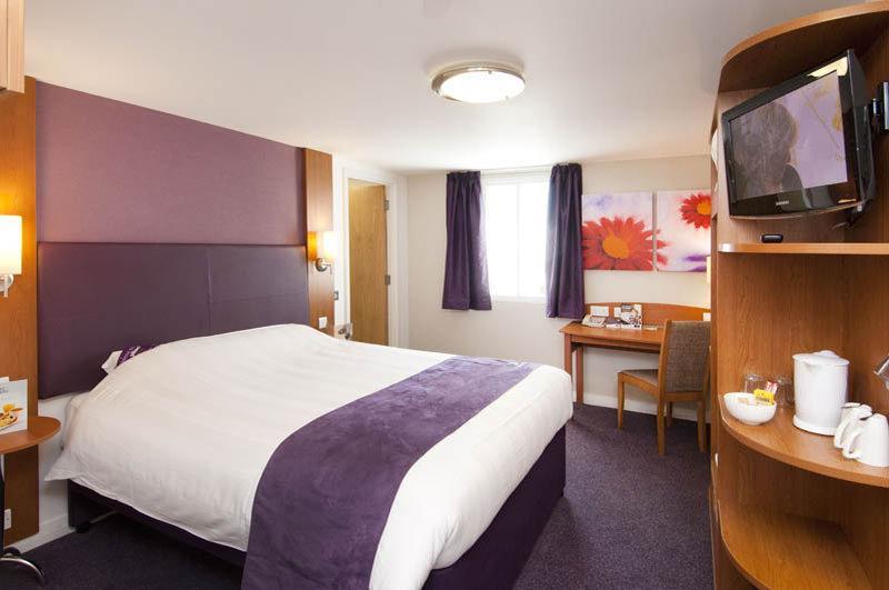 Premier Inn Manchester Bury Bury  Exterior foto